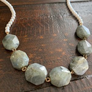 Agate and faux pearl gold necklace- new with tags